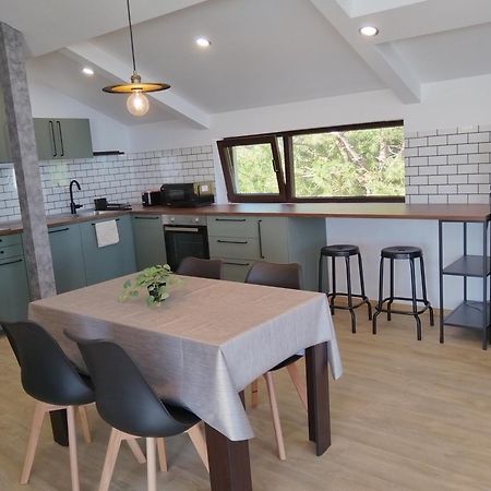Guest House Yanita Varna ภายนอก รูปภาพ