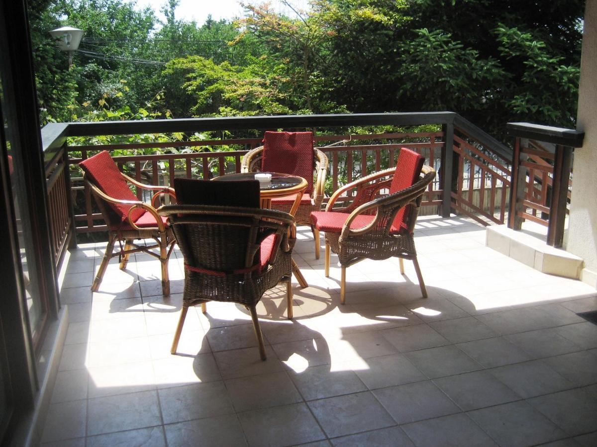 Guest House Yanita Varna ภายนอก รูปภาพ
