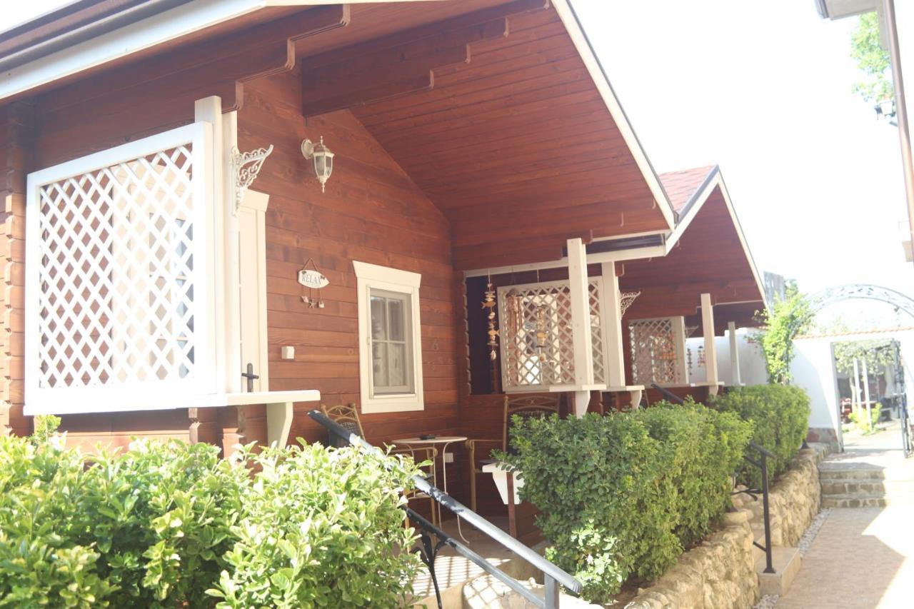 Guest House Yanita Varna ภายนอก รูปภาพ