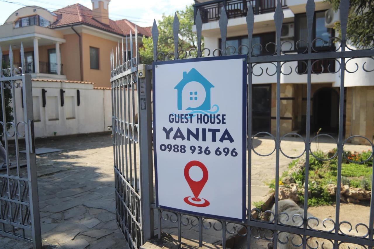 Guest House Yanita Varna ภายนอก รูปภาพ