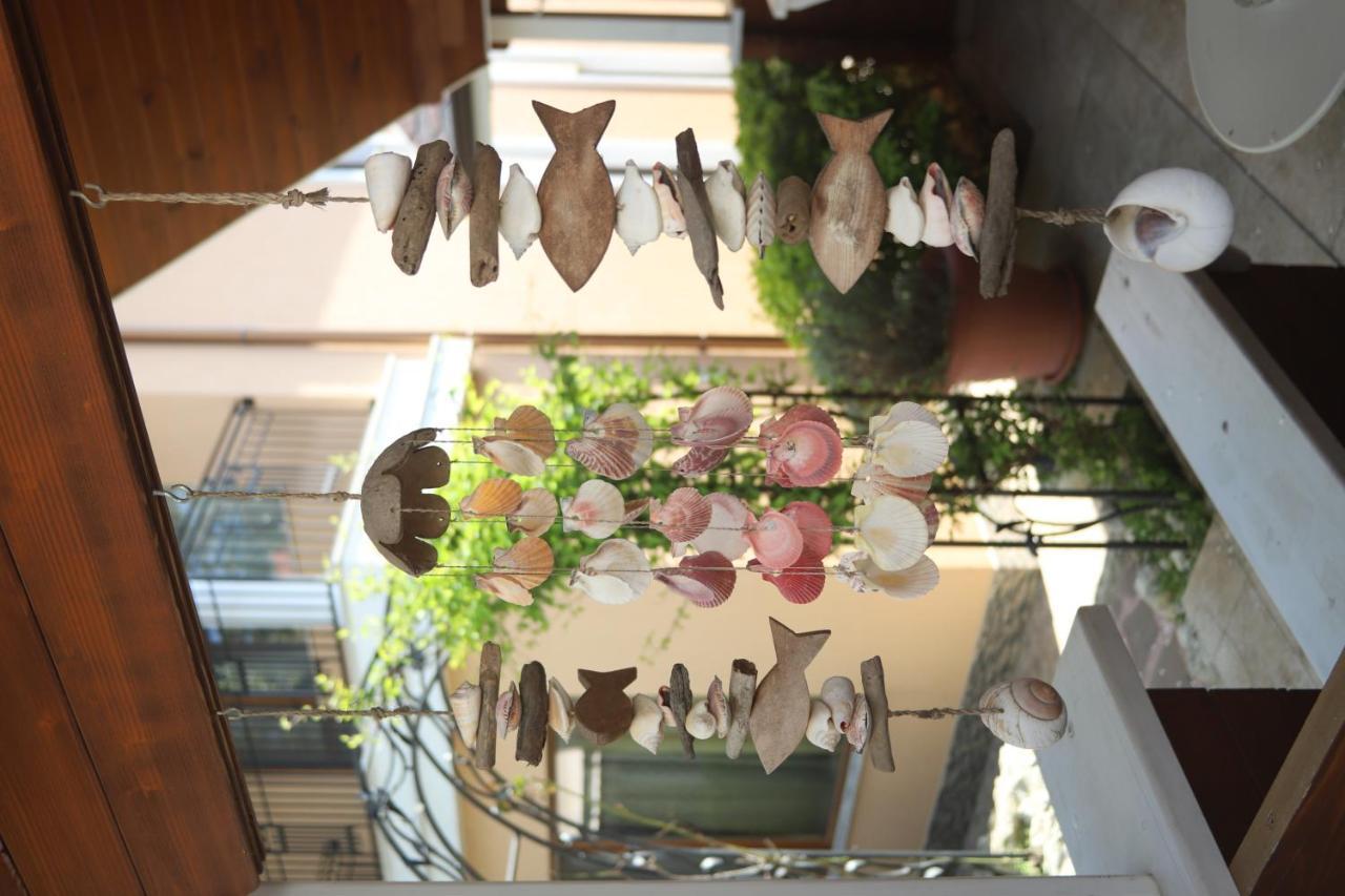 Guest House Yanita Varna ภายนอก รูปภาพ