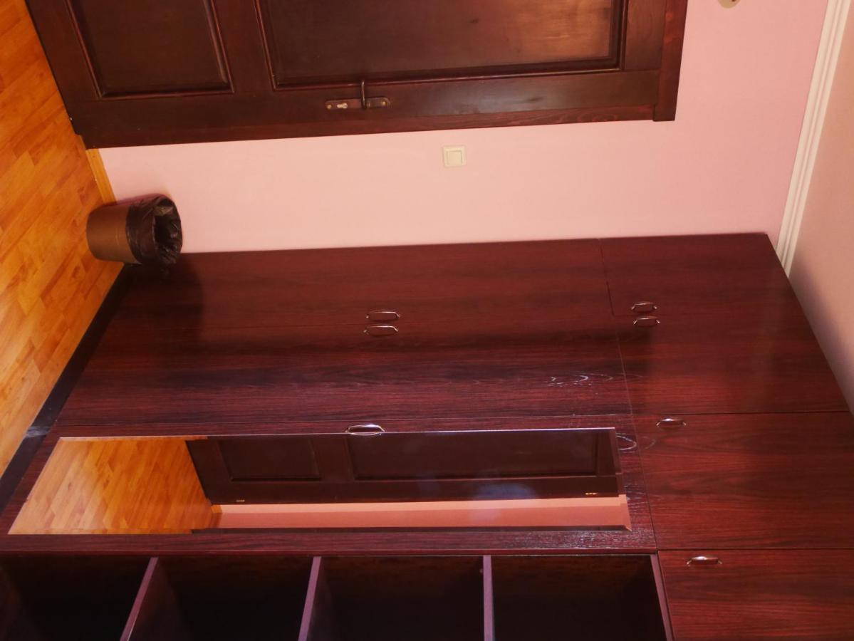 Guest House Yanita Varna ภายนอก รูปภาพ